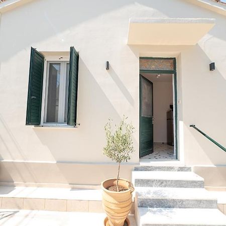 Sunny Yard Apartments Poros Town Exteriör bild