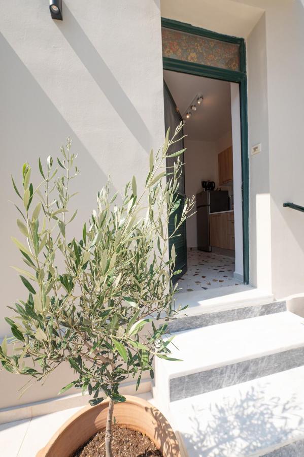 Sunny Yard Apartments Poros Town Exteriör bild